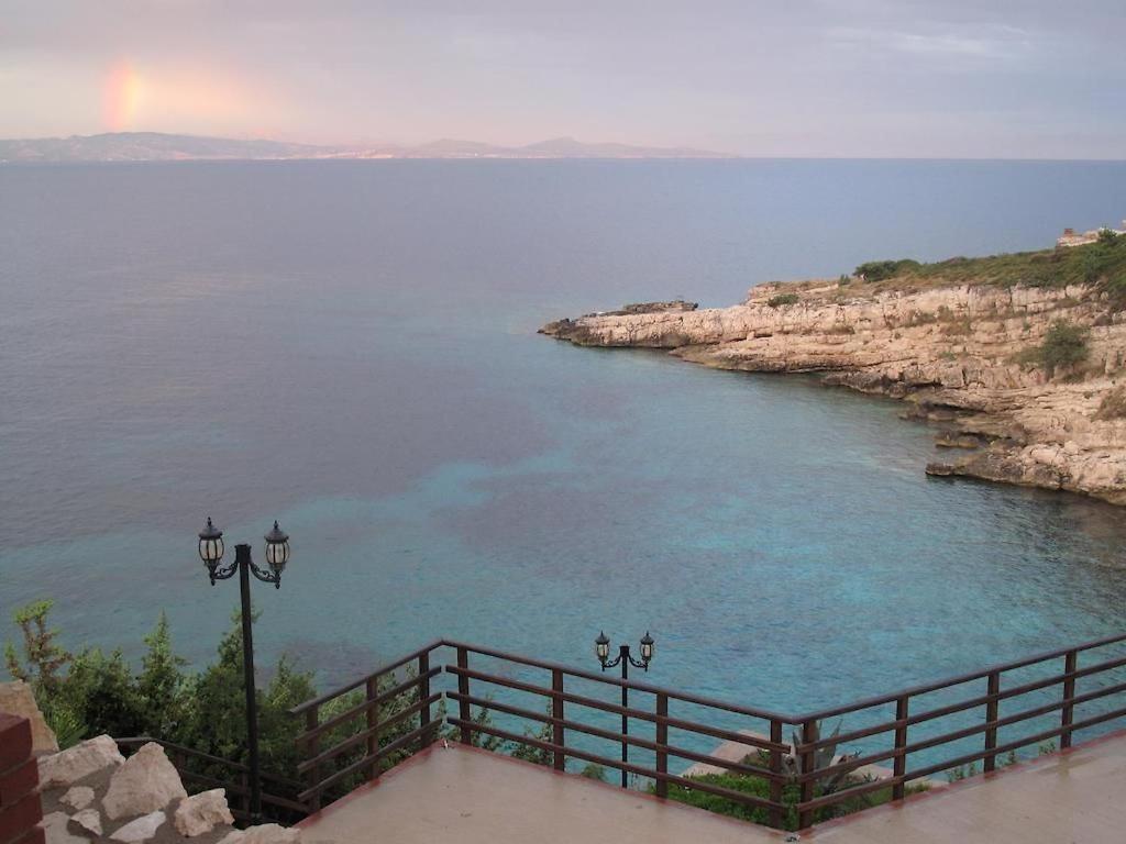 Nergis Hotel Karaburun  Extérieur photo