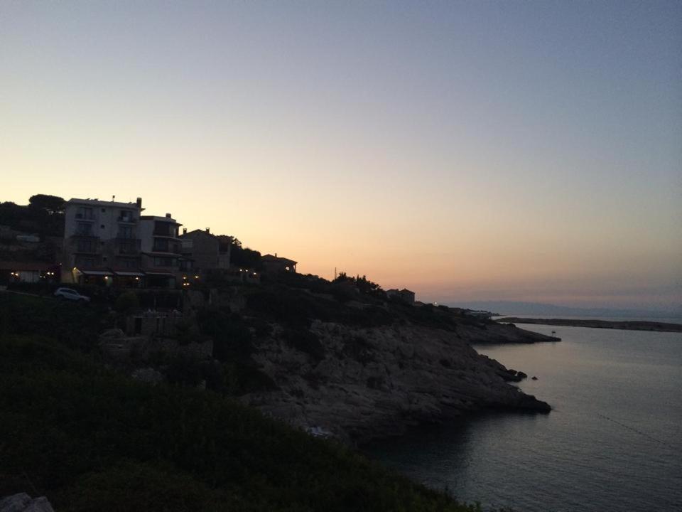 Nergis Hotel Karaburun  Extérieur photo