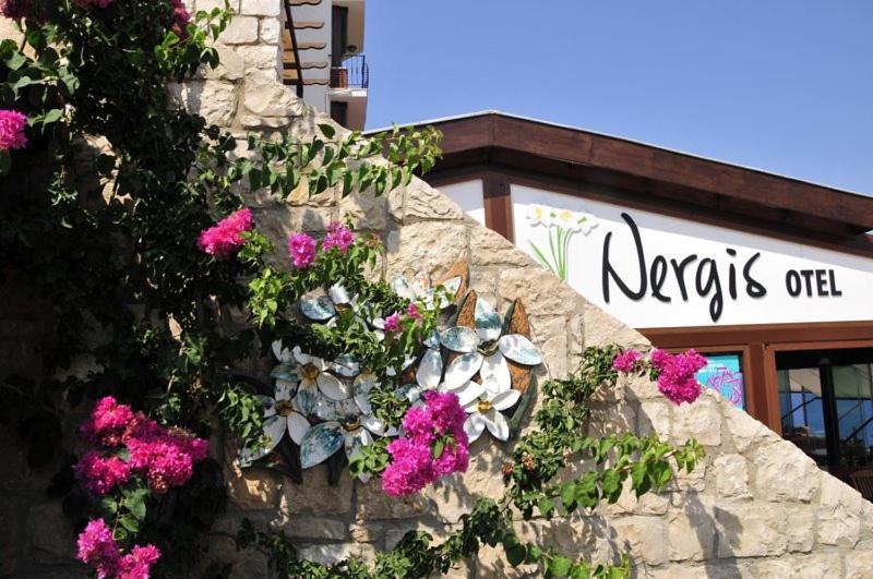 Nergis Hotel Karaburun  Extérieur photo