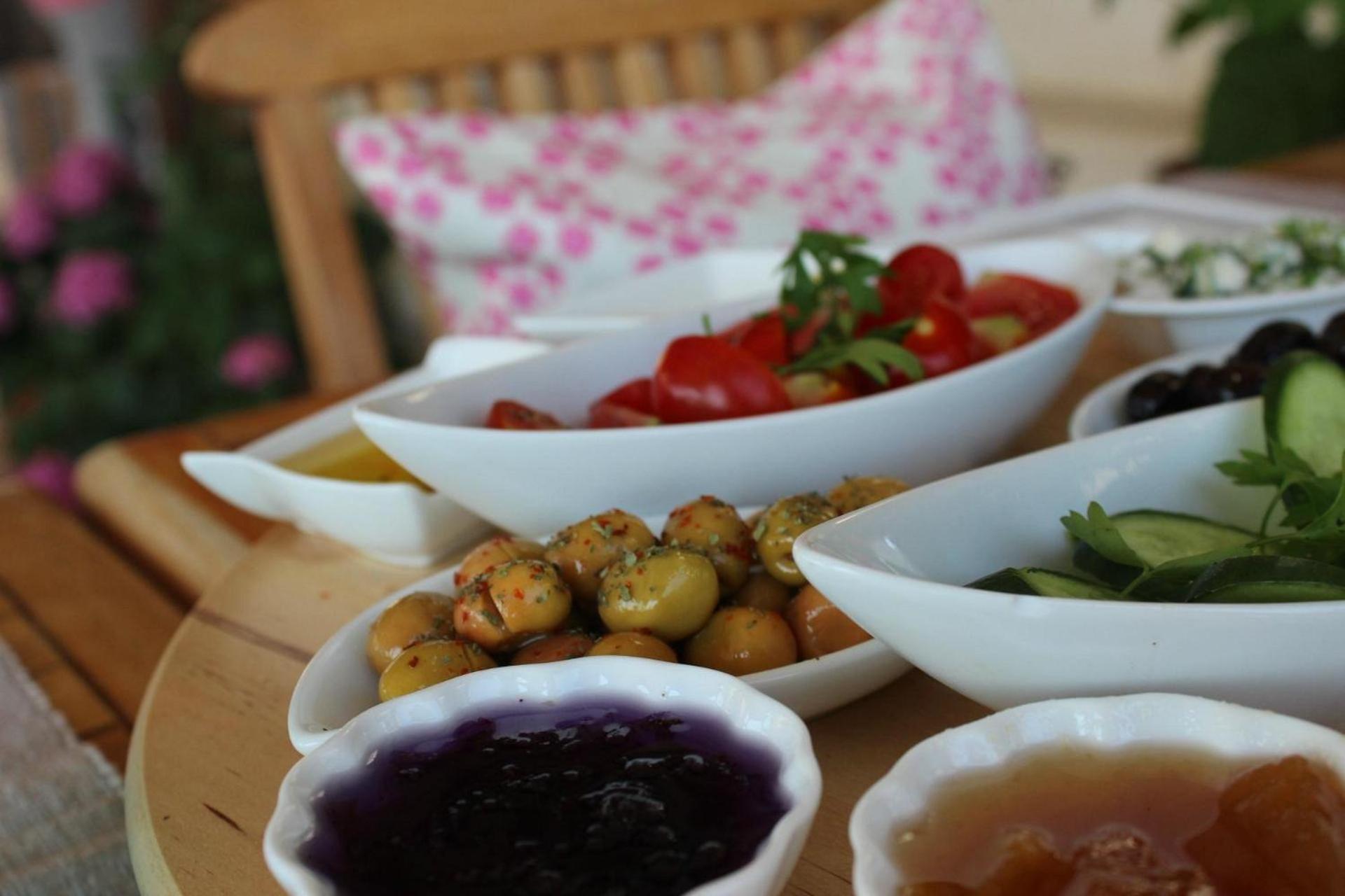 Nergis Hotel Karaburun  Extérieur photo