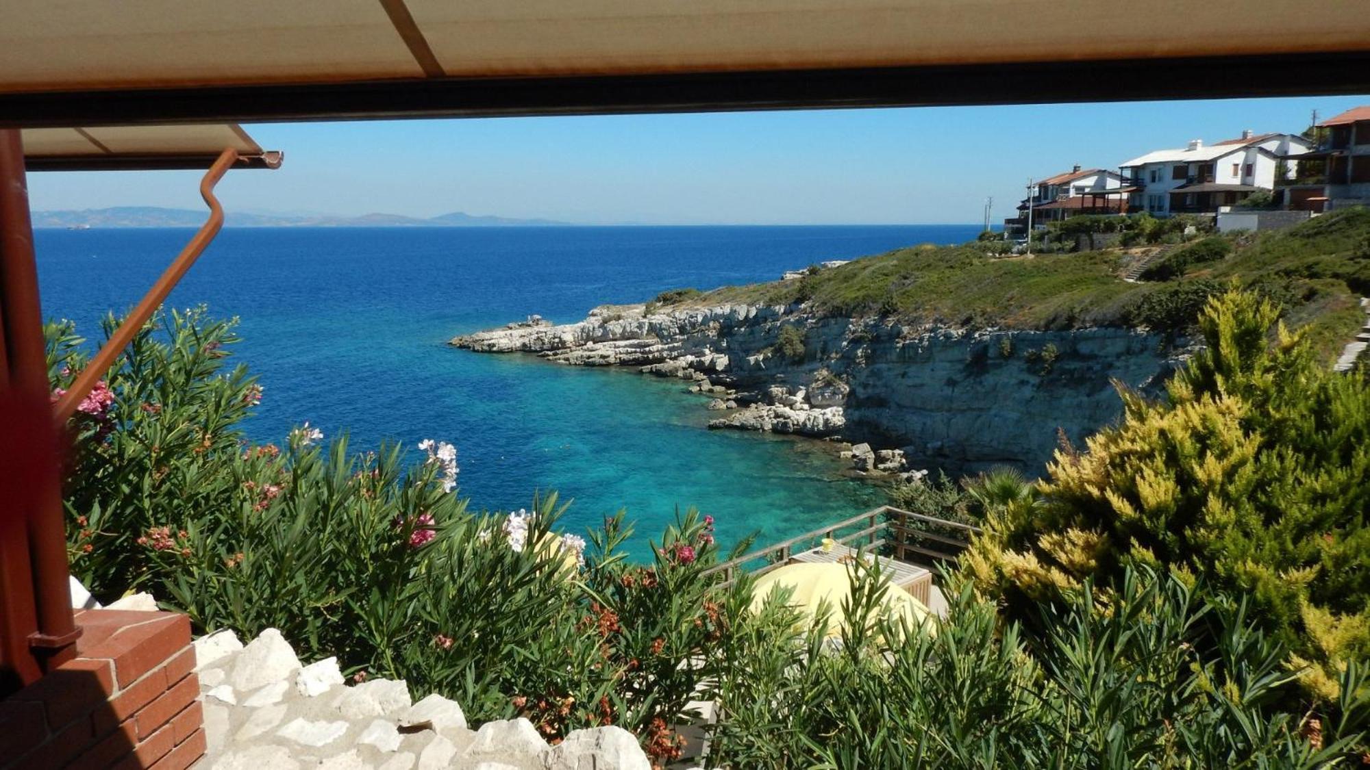 Nergis Hotel Karaburun  Extérieur photo