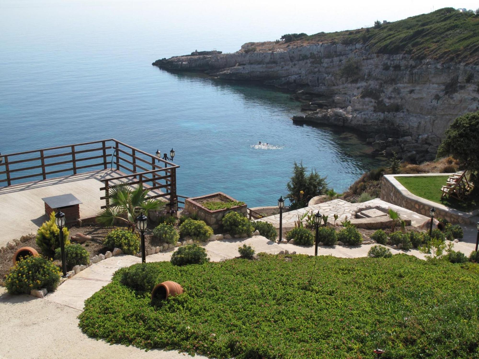 Nergis Hotel Karaburun  Extérieur photo