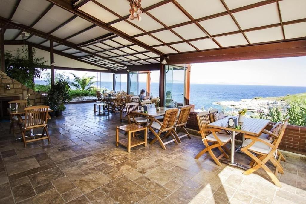 Nergis Hotel Karaburun  Extérieur photo